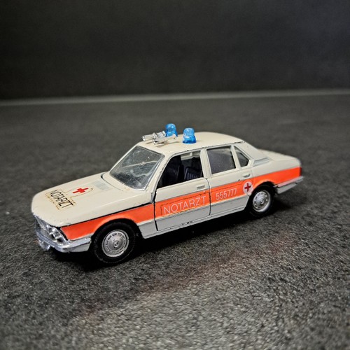 Schuco 301617 bmw notarzt - no.,